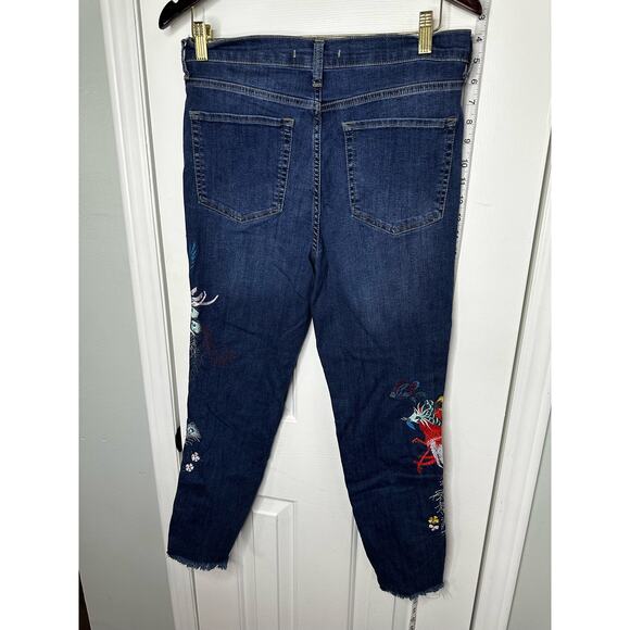Free People Embroidered Exotic Birds Jeans size 31 - Picture 7 of 8